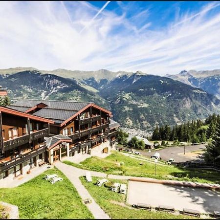 Les Brigues - Appartement Avec Vue Sur La Montagne Et Acces Aux Pistes Courchevel Kültér fotó